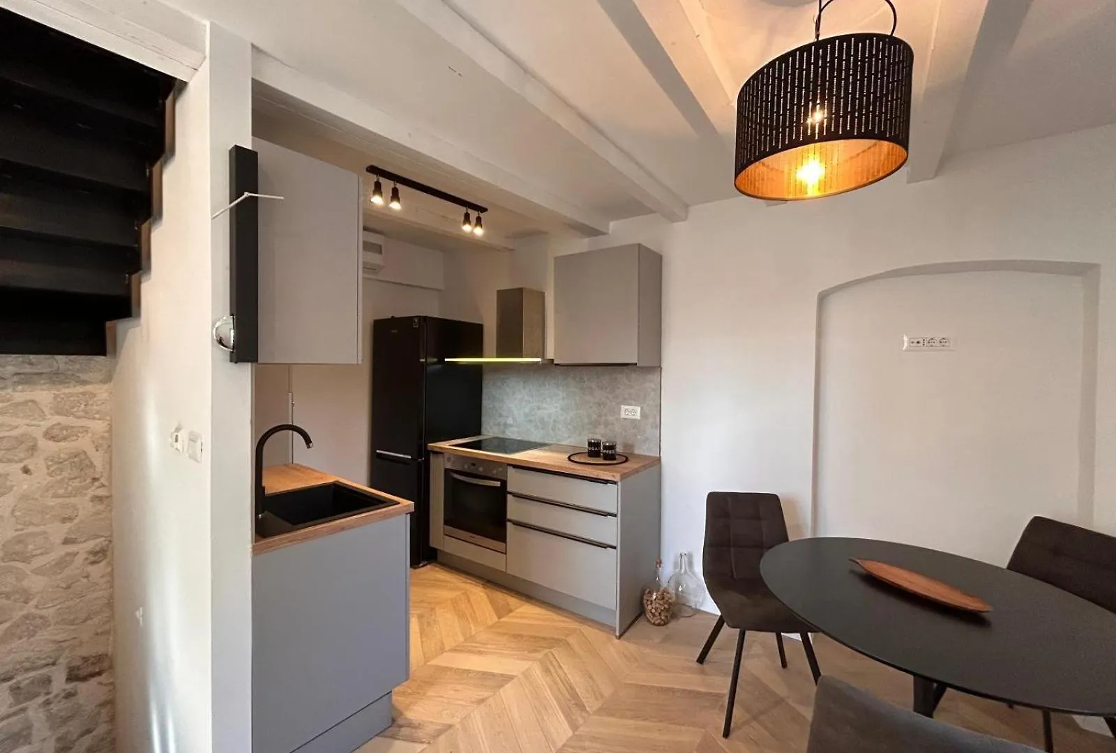 Apartment Small Villa Kastela