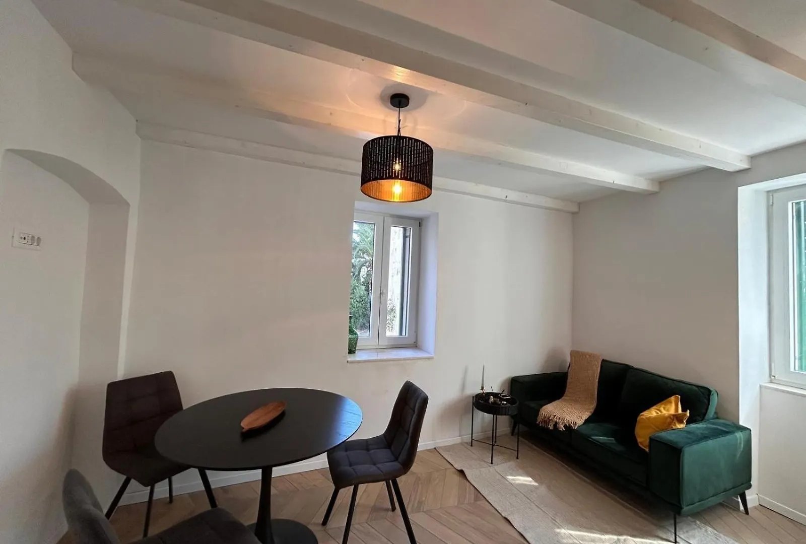 Small Villa Kastela Apartment