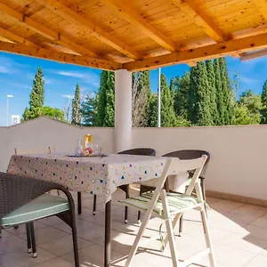 Apartament Mala Kate, Kaštela